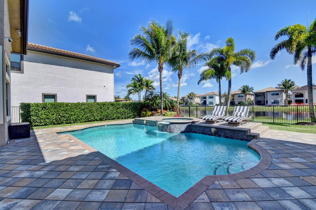 THE BRIDGES, BRIDGES - Residential