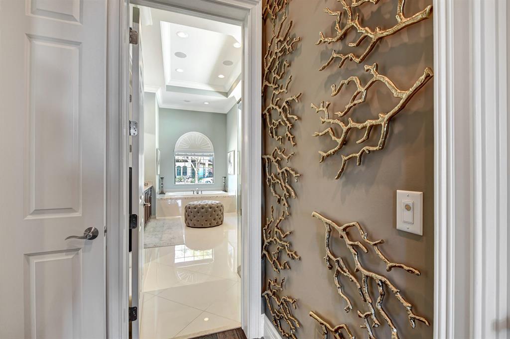 THE BRIDGES, BRIDGES - Residential