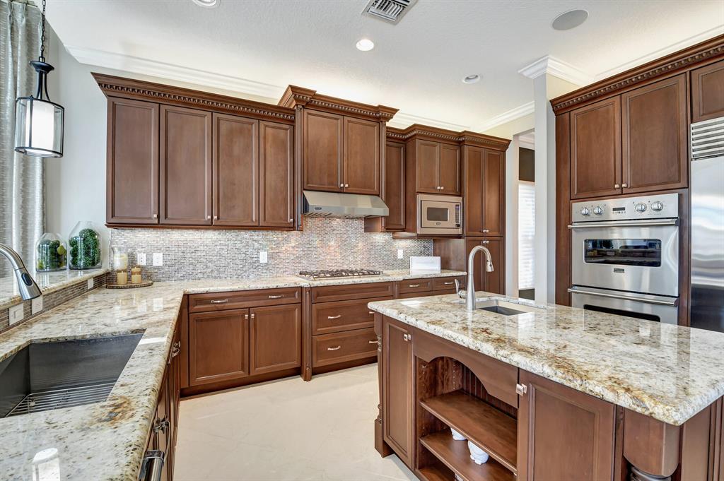 THE BRIDGES, BRIDGES - Residential