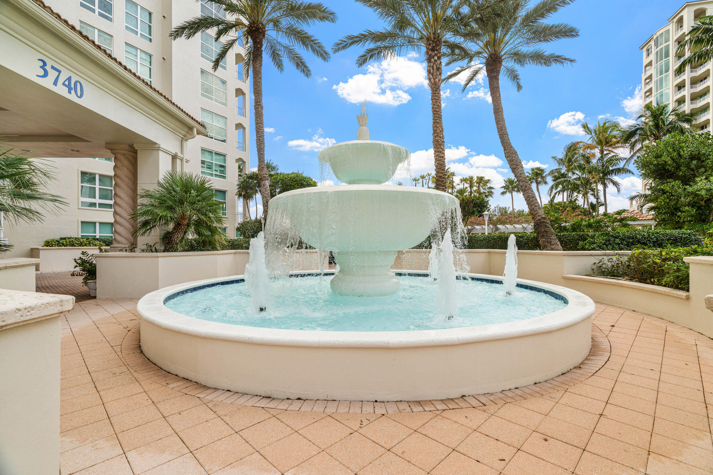 3740 S Ocean Boulevard Apt 709