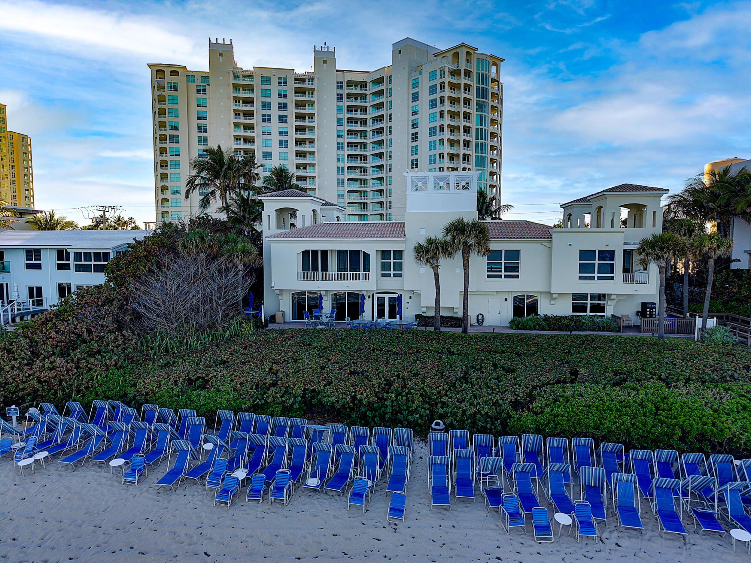 TOSCANA SOUTH TOWER III - Residential