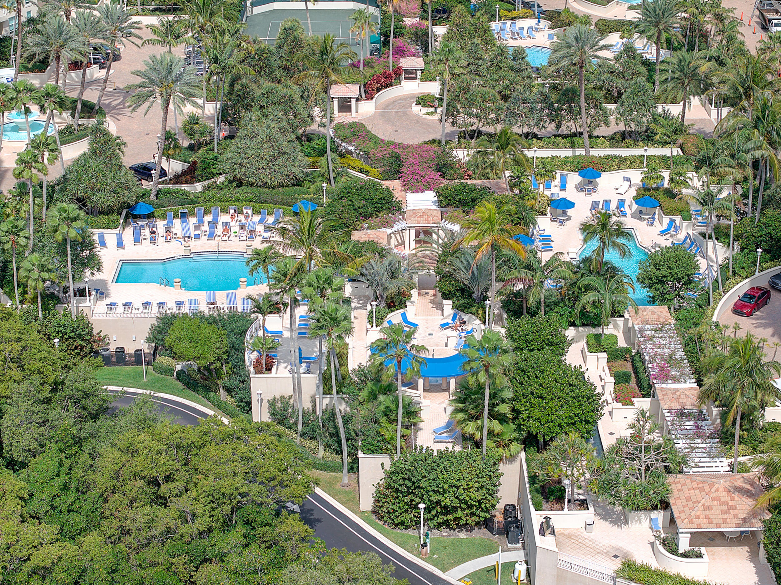 TOSCANA SOUTH TOWER III - Residential