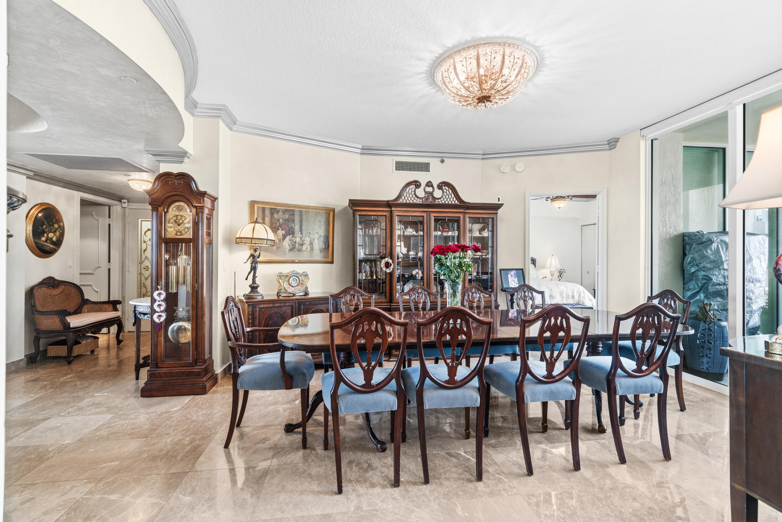 TOSCANA SOUTH TOWER III - Residential