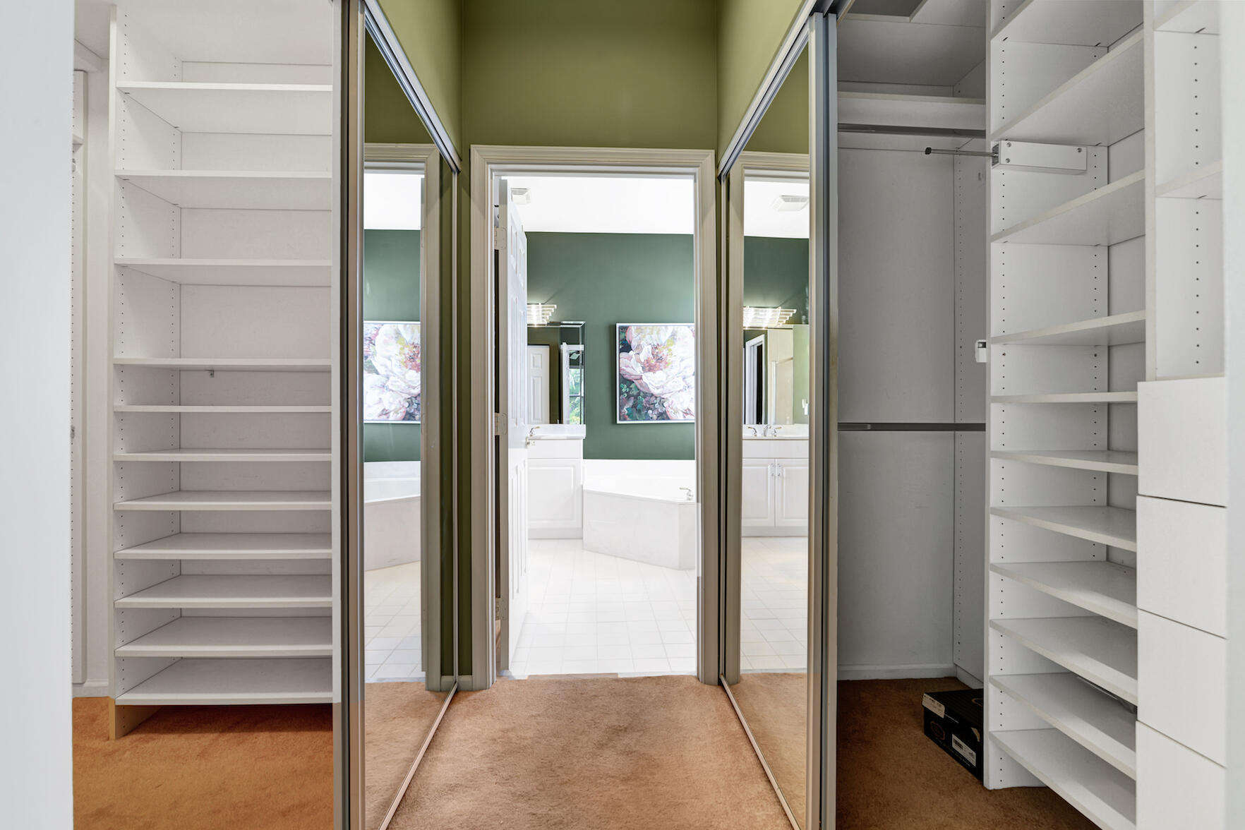 MAJESTIC ISLES 1 - Residential