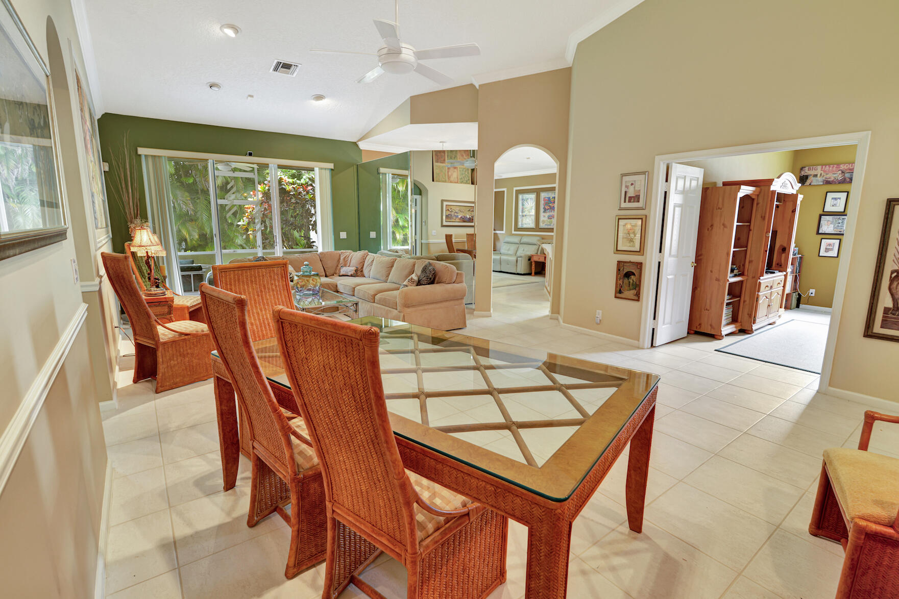 MAJESTIC ISLES 1 - Residential