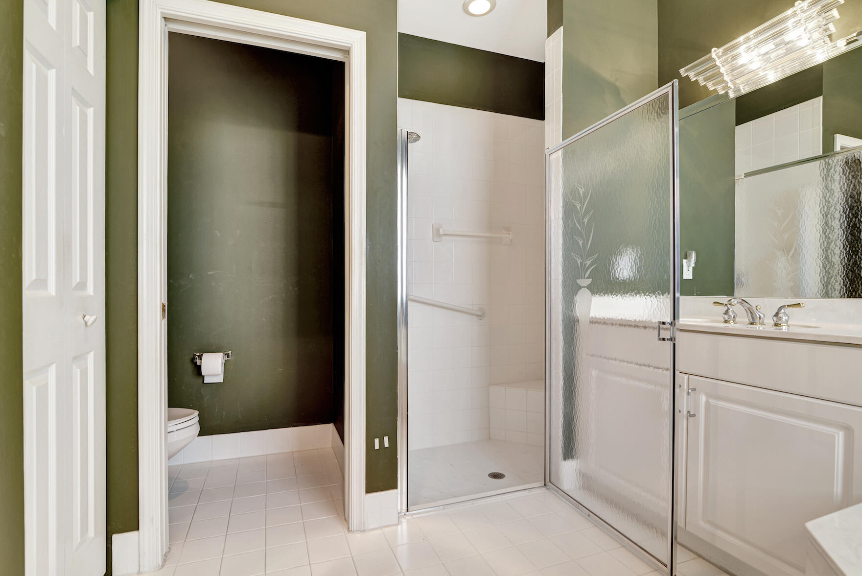 MAJESTIC ISLES 1 - Residential