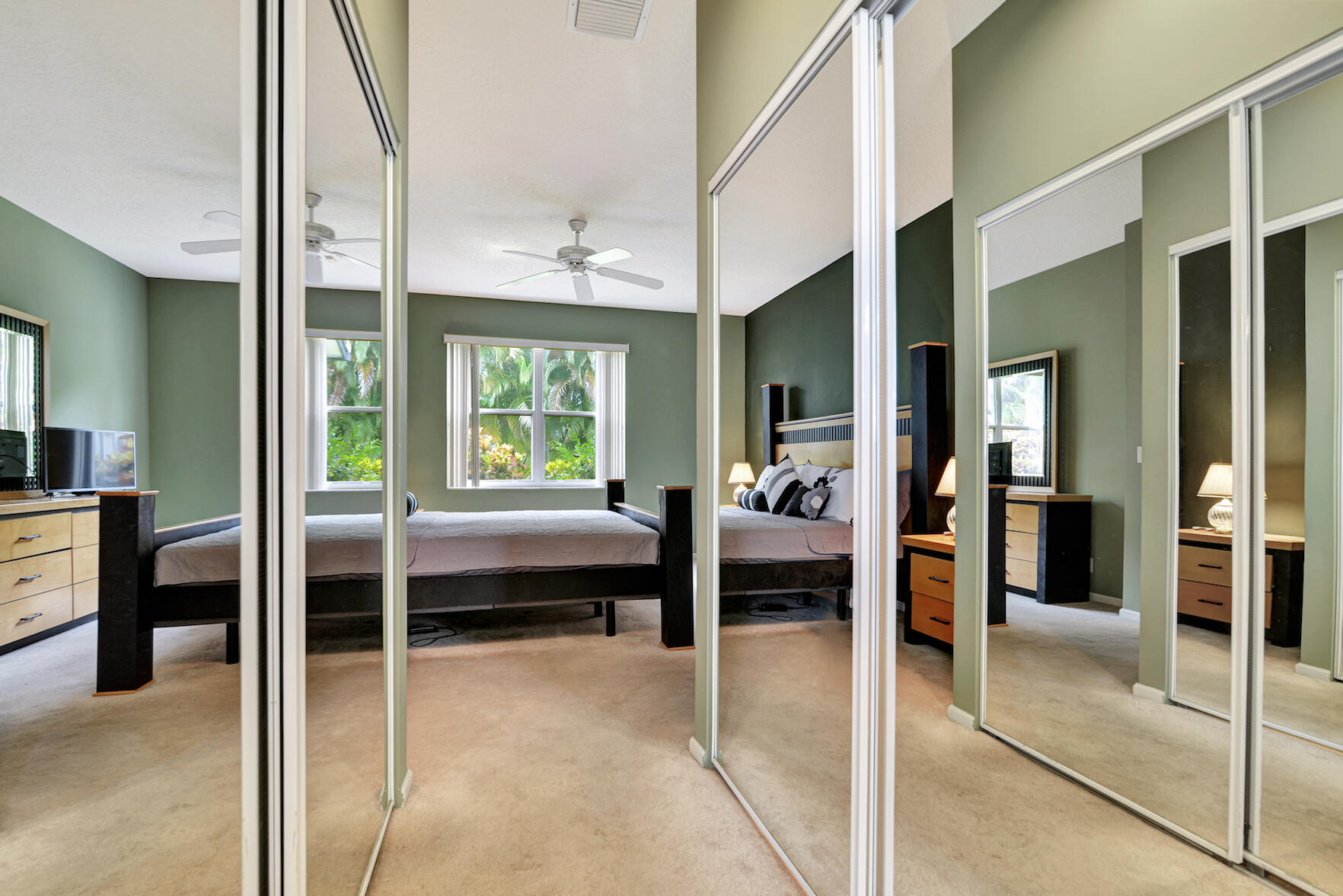 MAJESTIC ISLES 1 - Residential