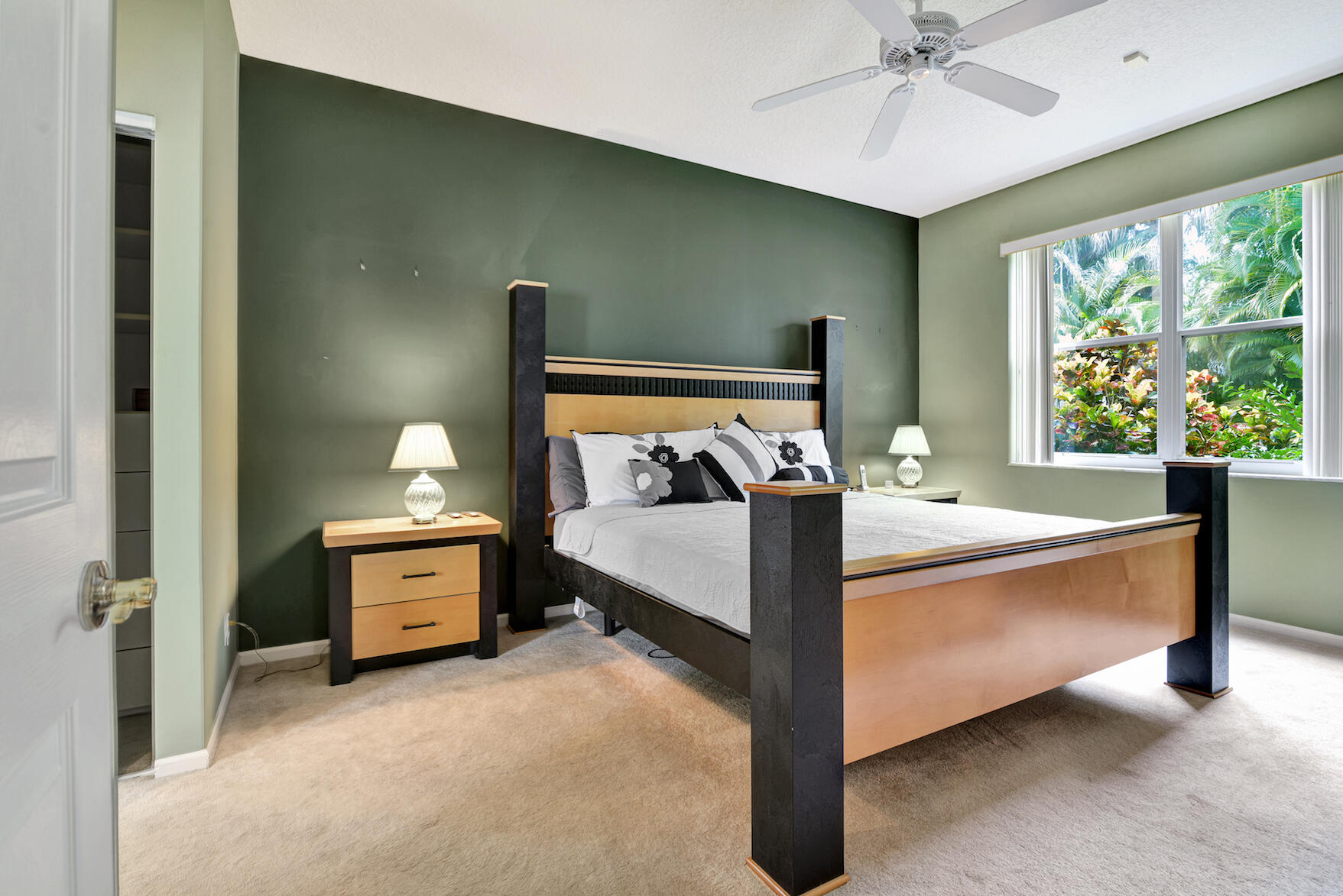 MAJESTIC ISLES 1 - Residential