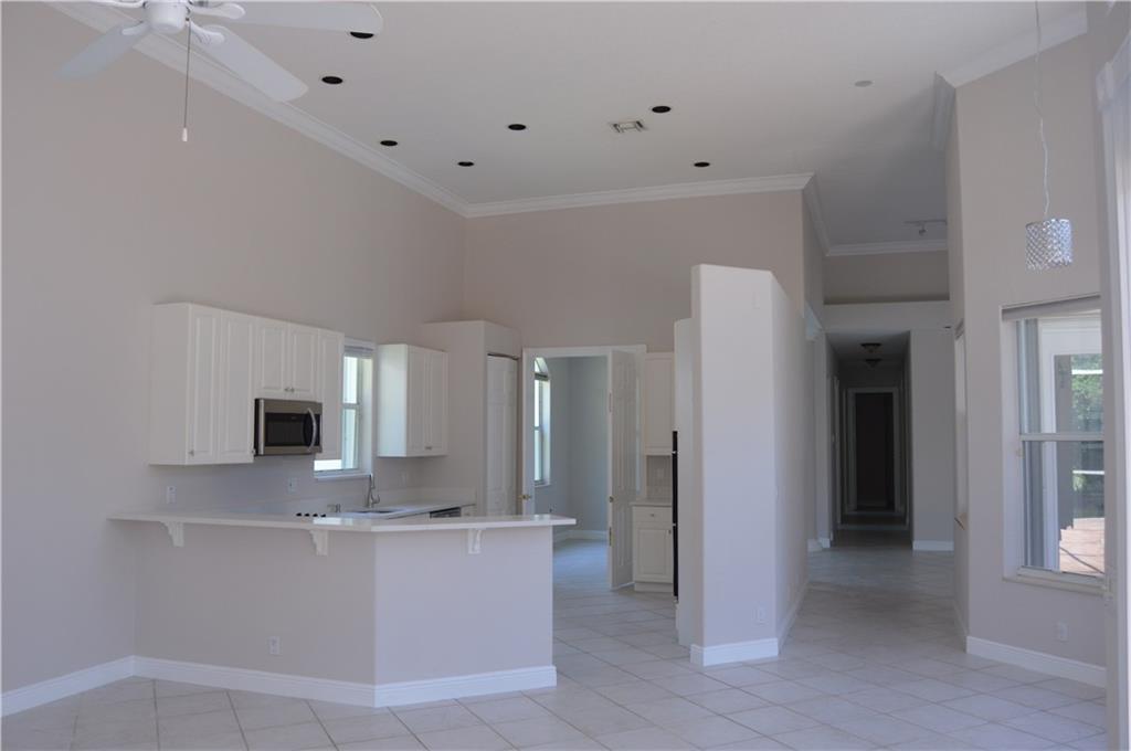 Heron Bay Three 159-41 B - Residential