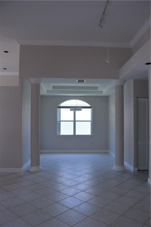 Heron Bay Three 159-41 B - Residential
