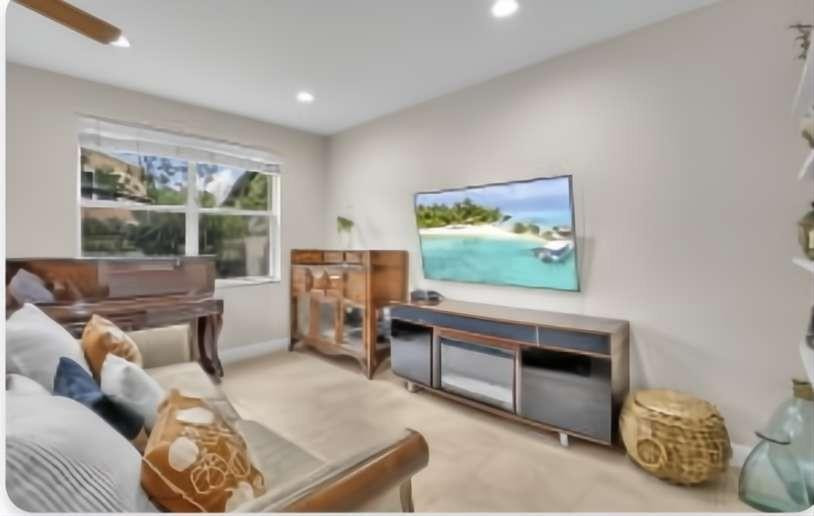 9761 Darlington Place 9761