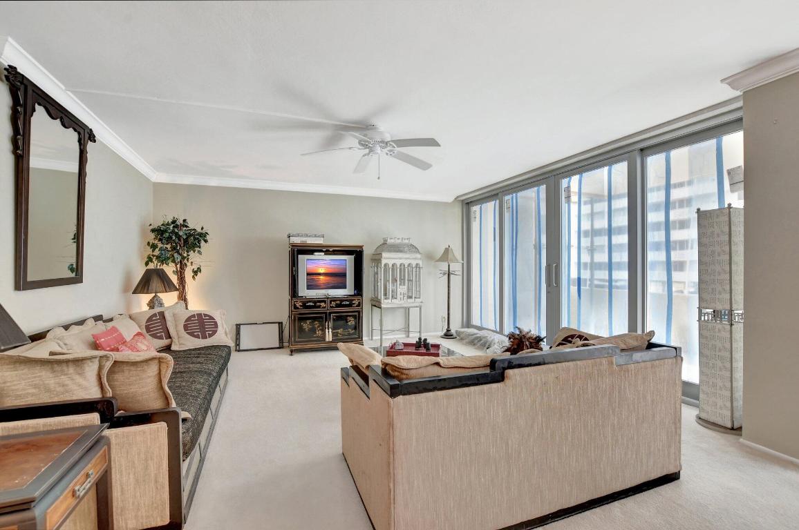 1180 S Ocean Boulevard 2e