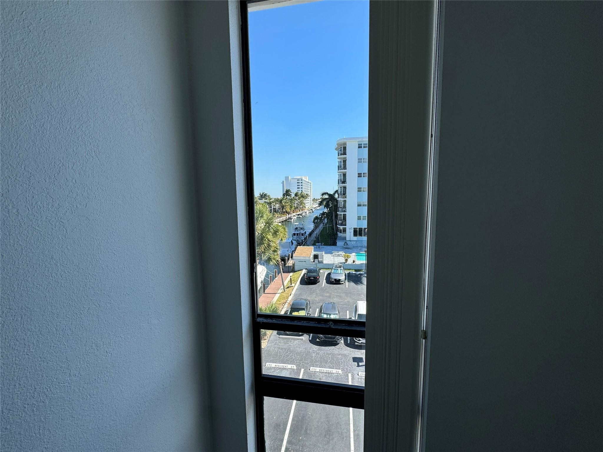 Coral Towers Condo - Residential