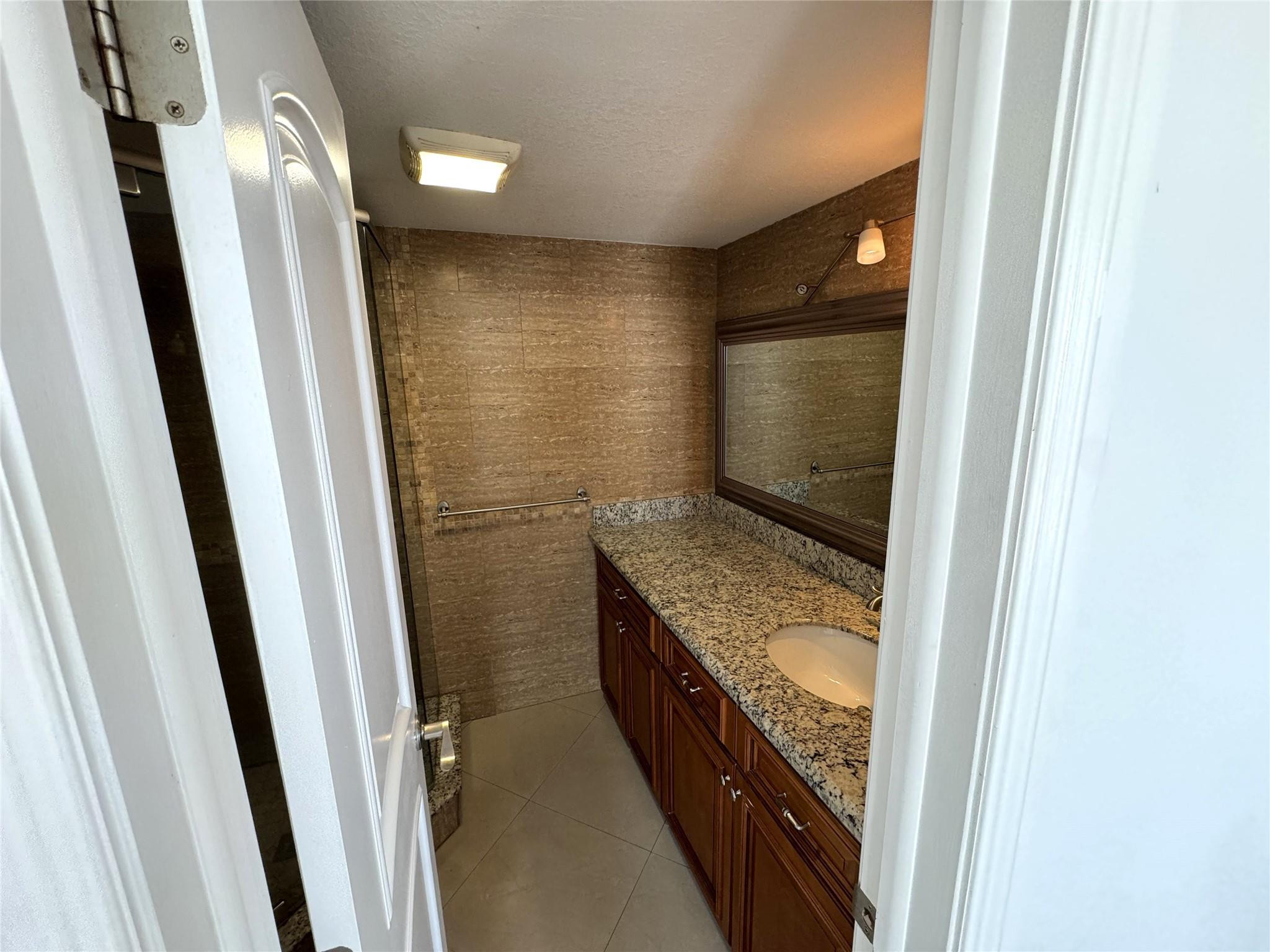 Coral Towers Condo - Residential