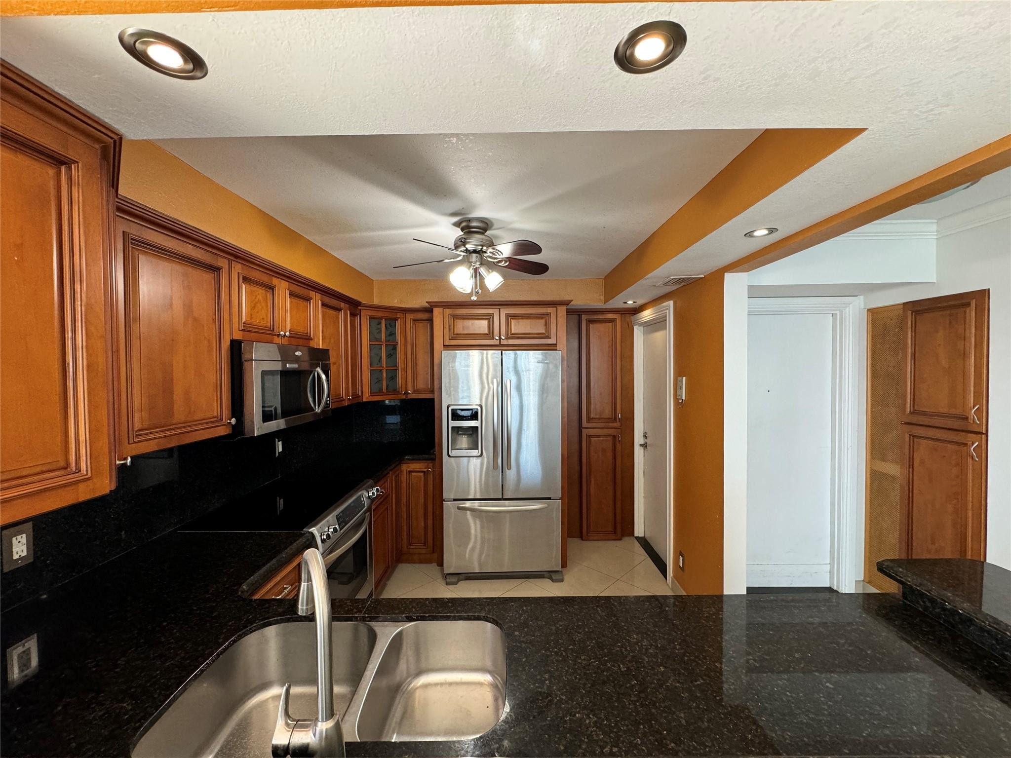 Coral Towers Condo - Residential