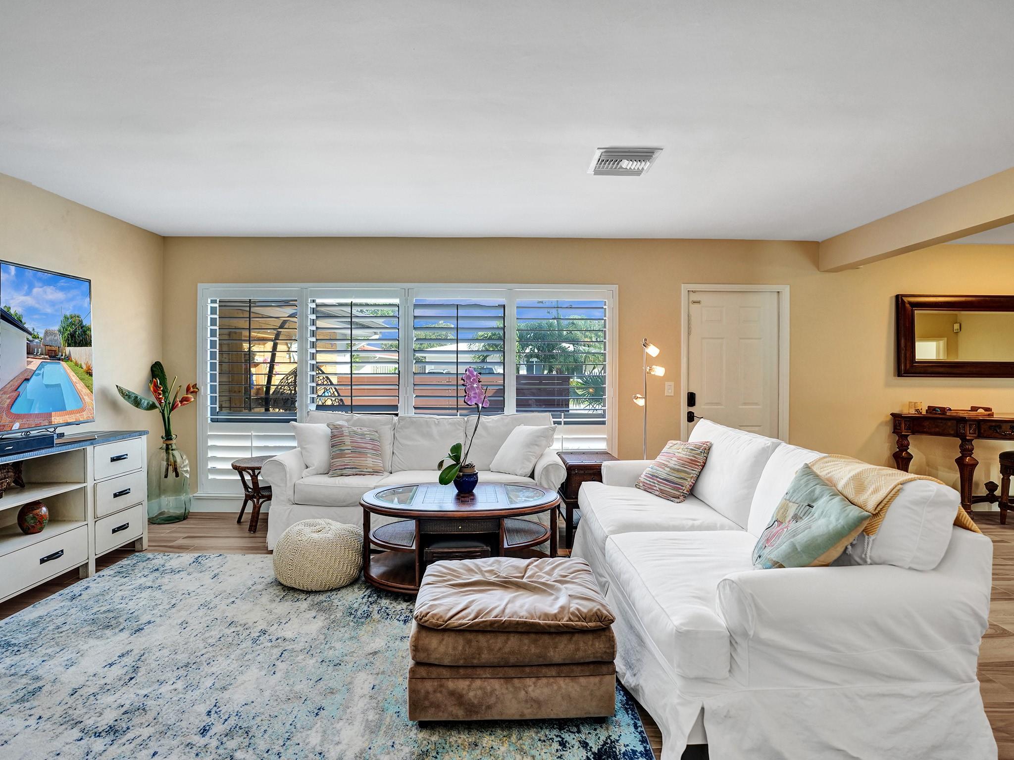 Floranada Ridge Sec A 30- - Residential Lease