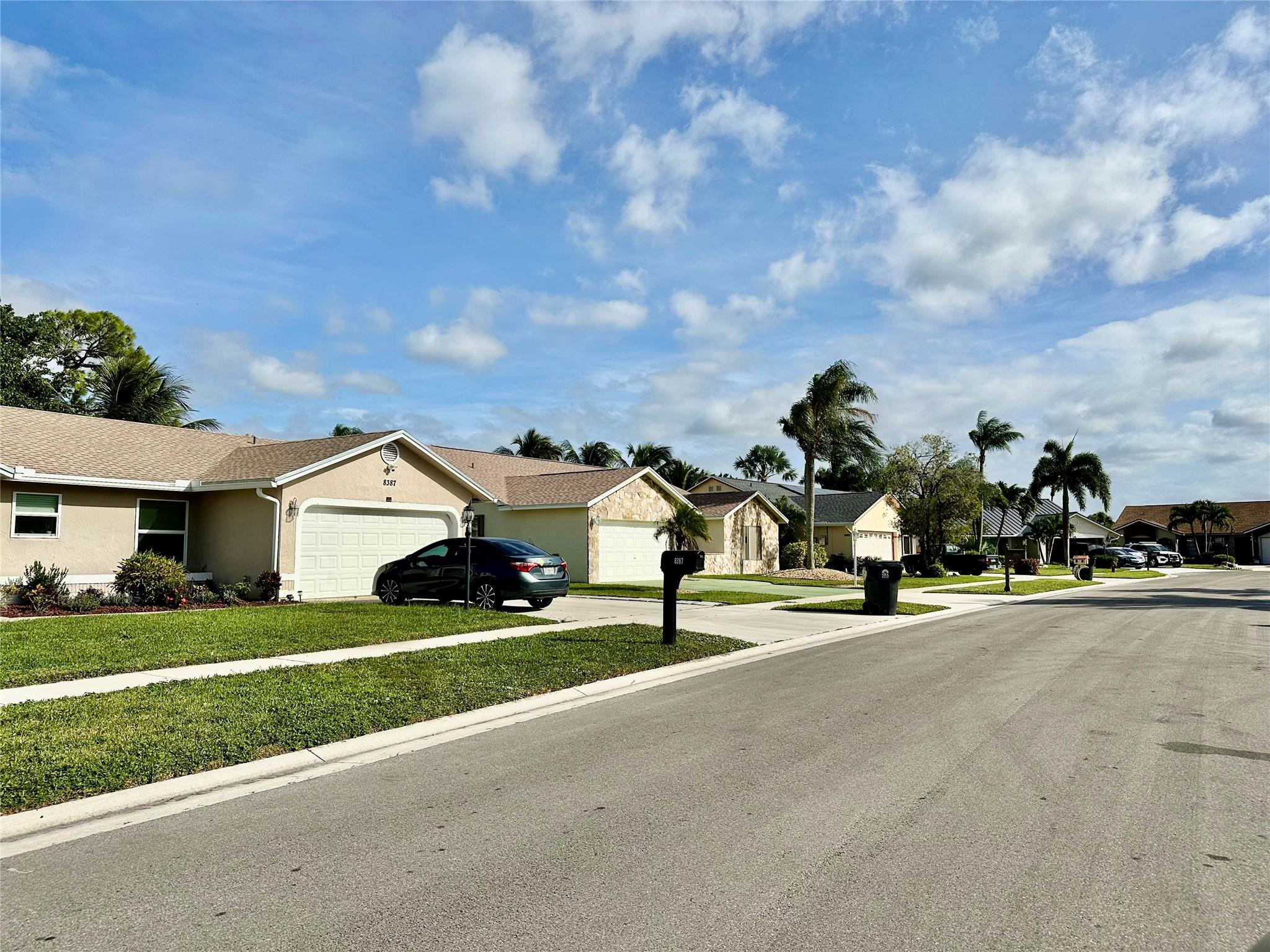 Lakes of Sherbrooke Ph 04 - Residential