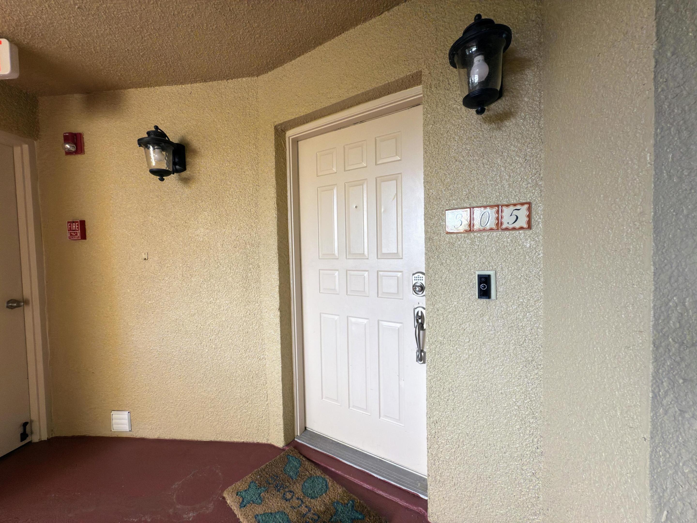 UNO LAGO 7 CONDO - Residential Lease