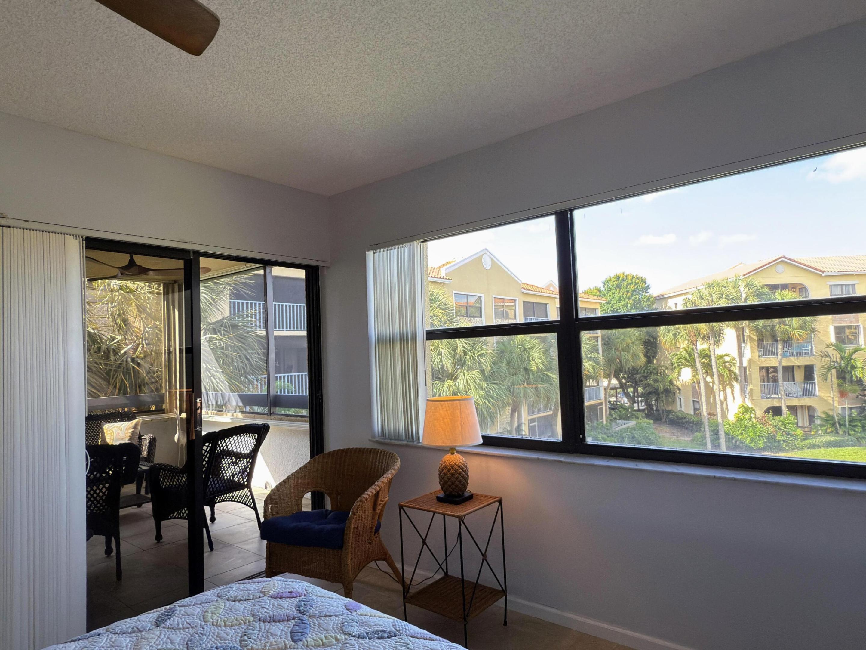 UNO LAGO 7 CONDO - Residential Lease