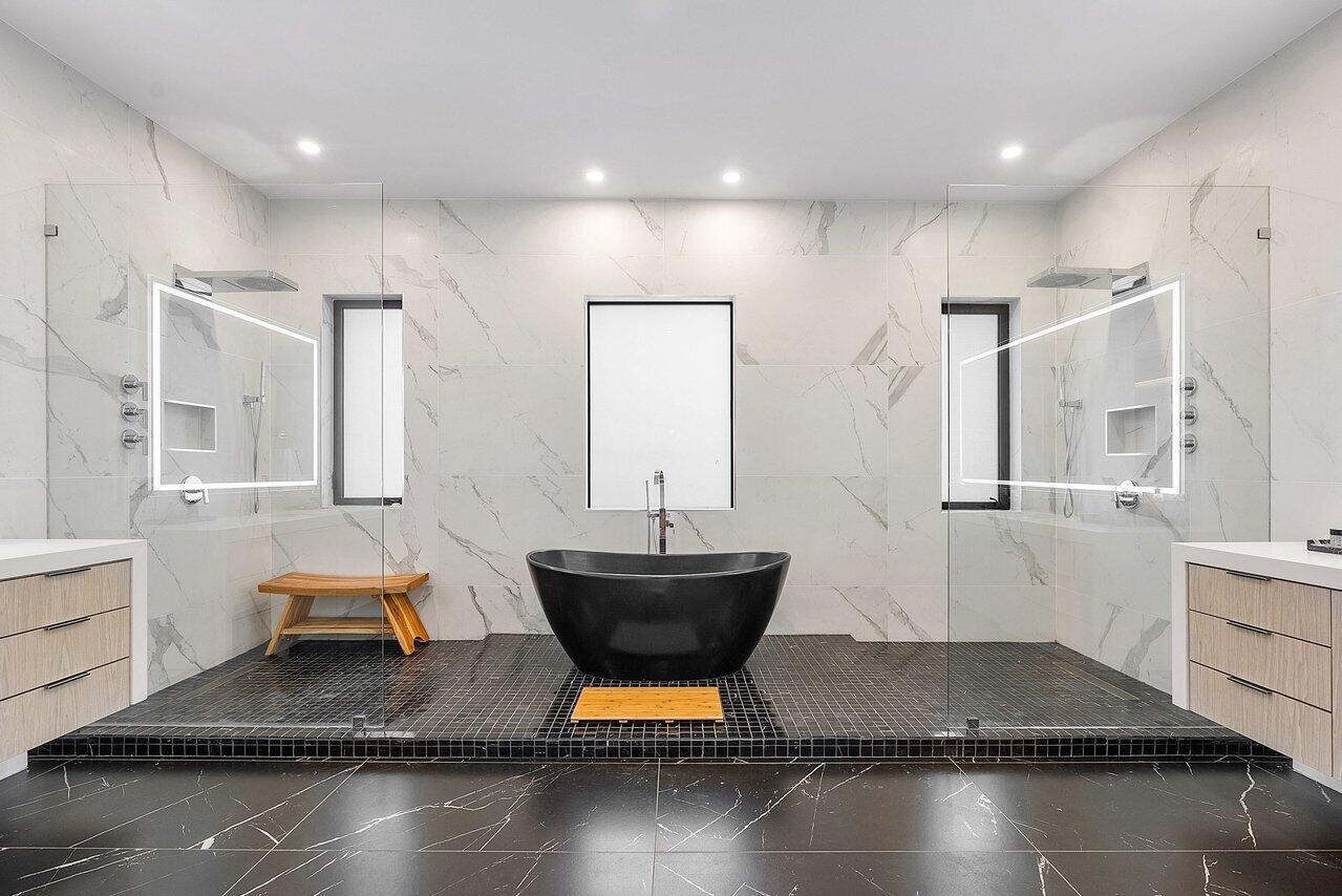 TROPIC ISLE 3RD SEC - Residential