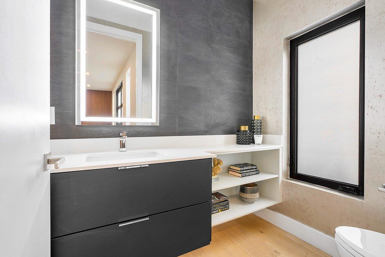 TROPIC ISLE 3RD SEC - Residential