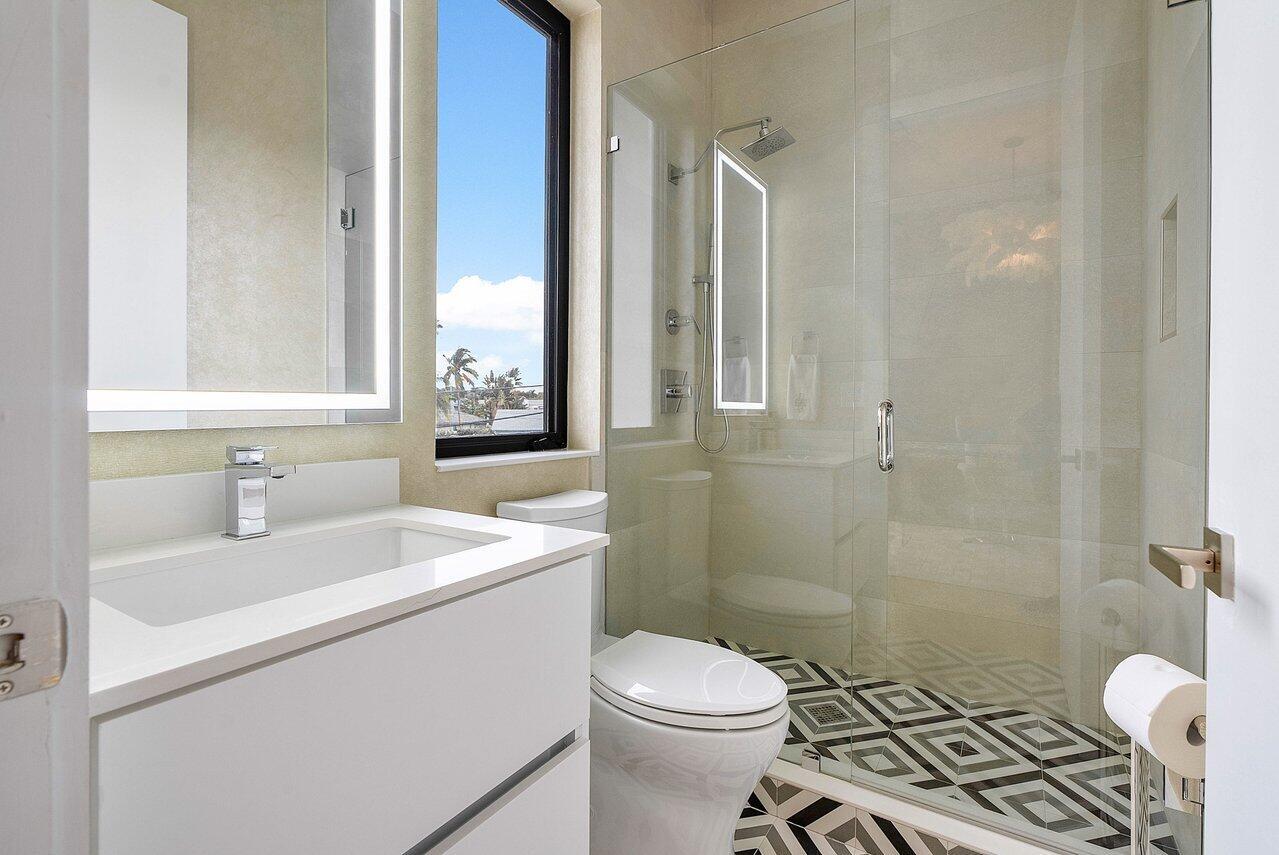 TROPIC ISLE 3RD SEC - Residential