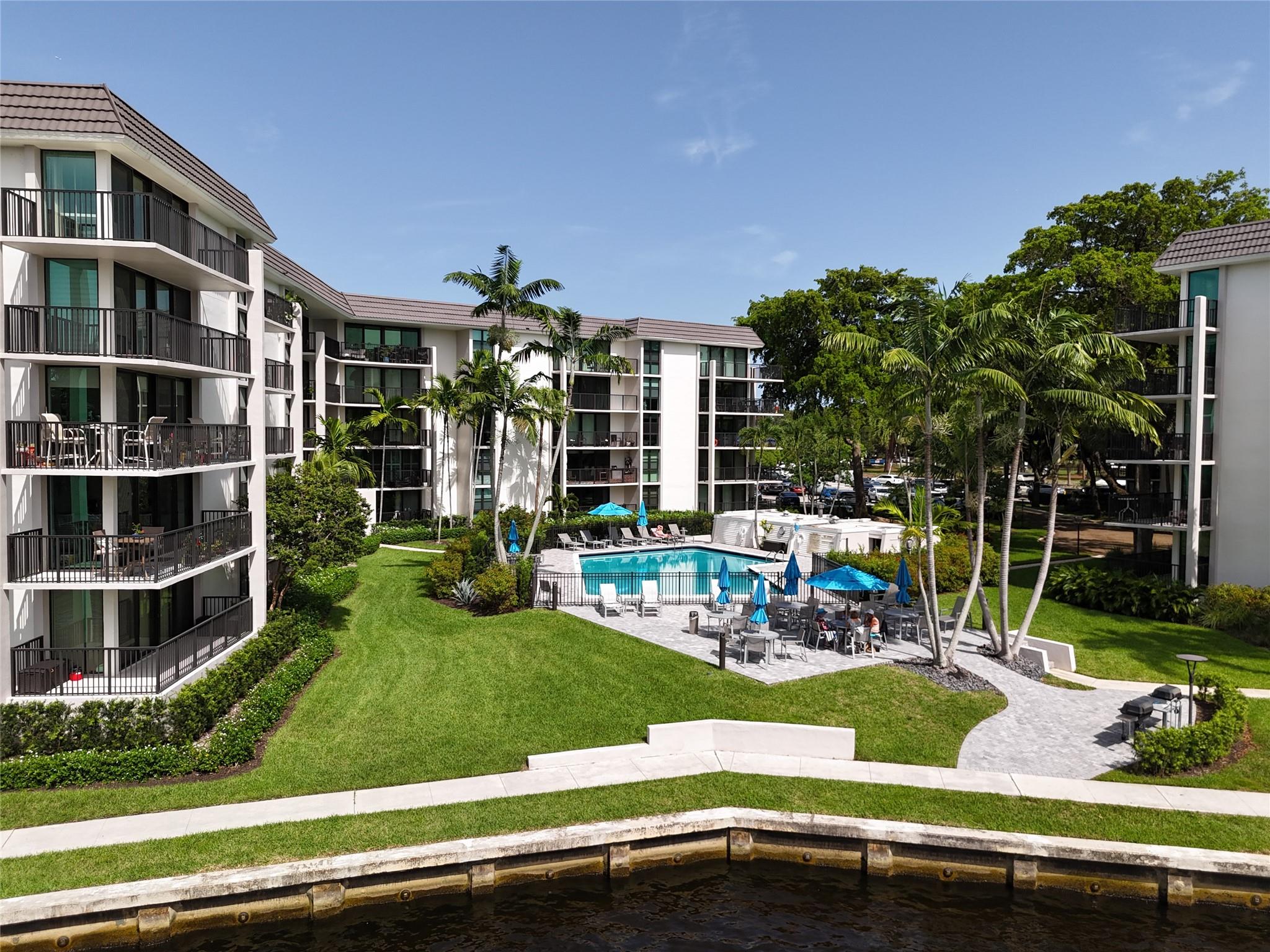 1350 River Reach Dr 305