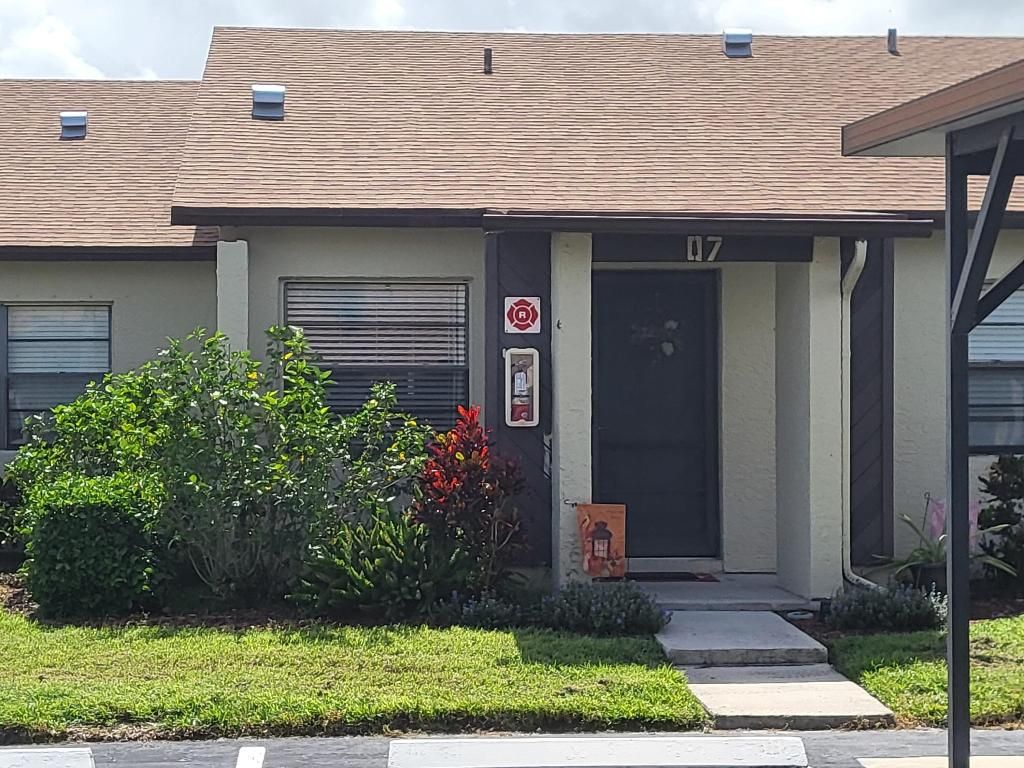 Photo of 6034 Indrio Road #7, Fort Pierce, FL 34951 (MLS # R11129602)