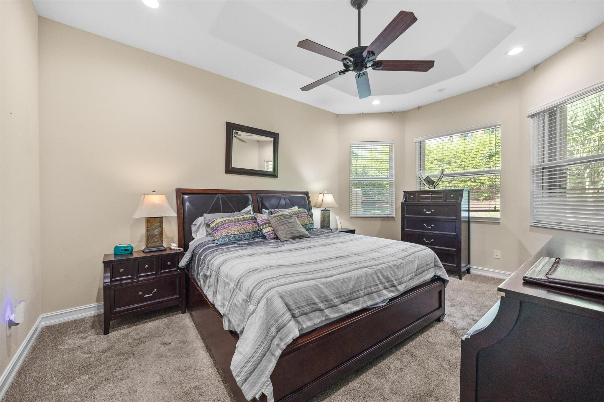 VALENCIA POINTE 1 - Residential