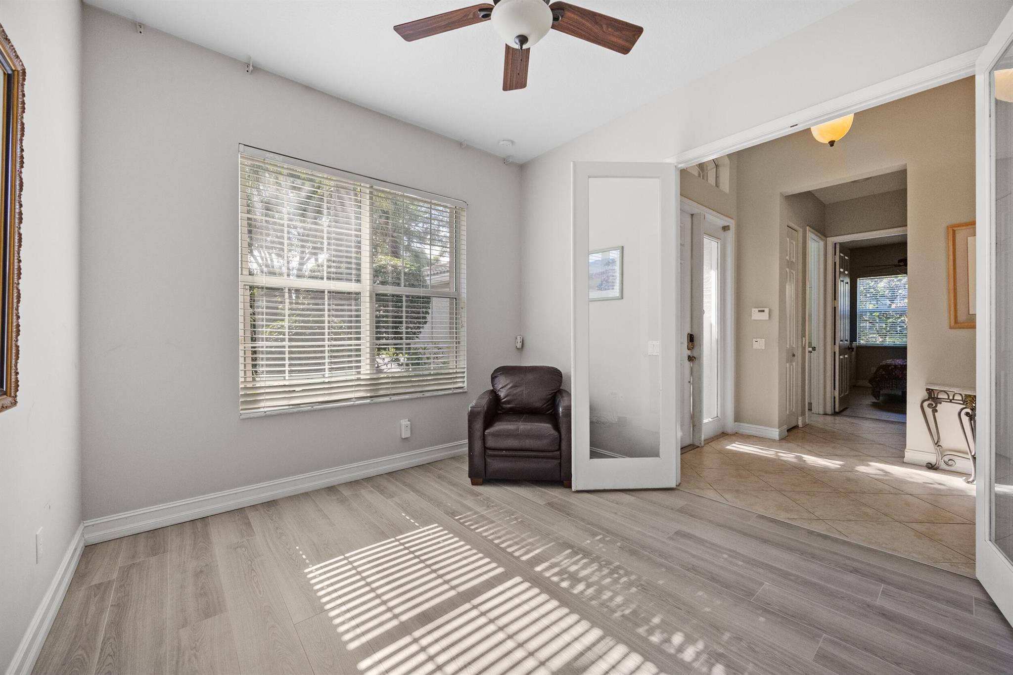 VALENCIA POINTE 1 - Residential