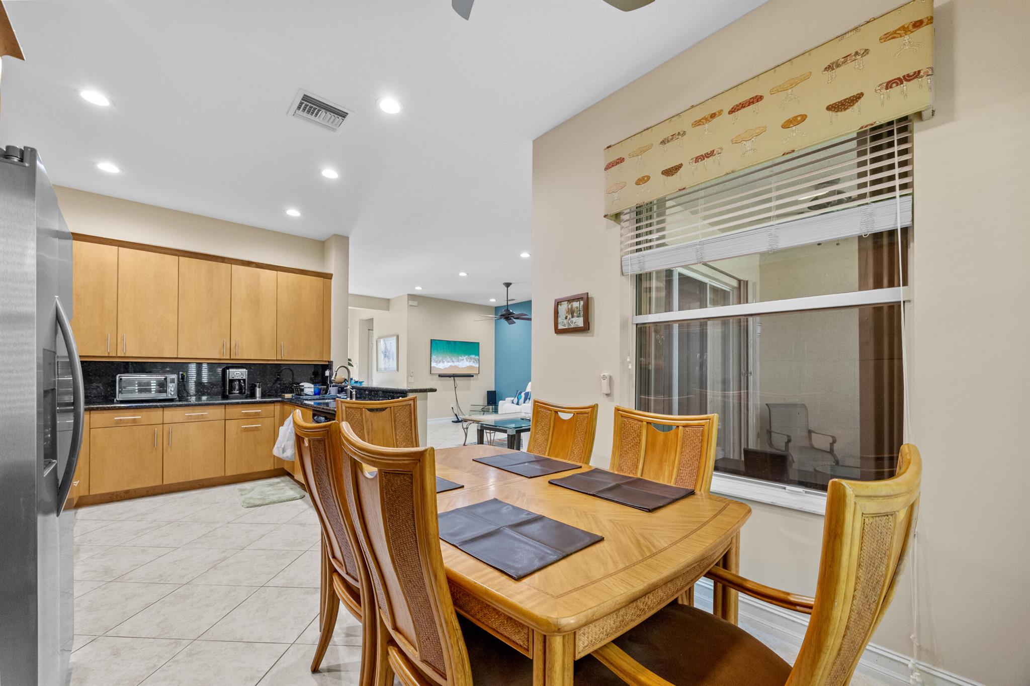 VALENCIA POINTE 1 - Residential