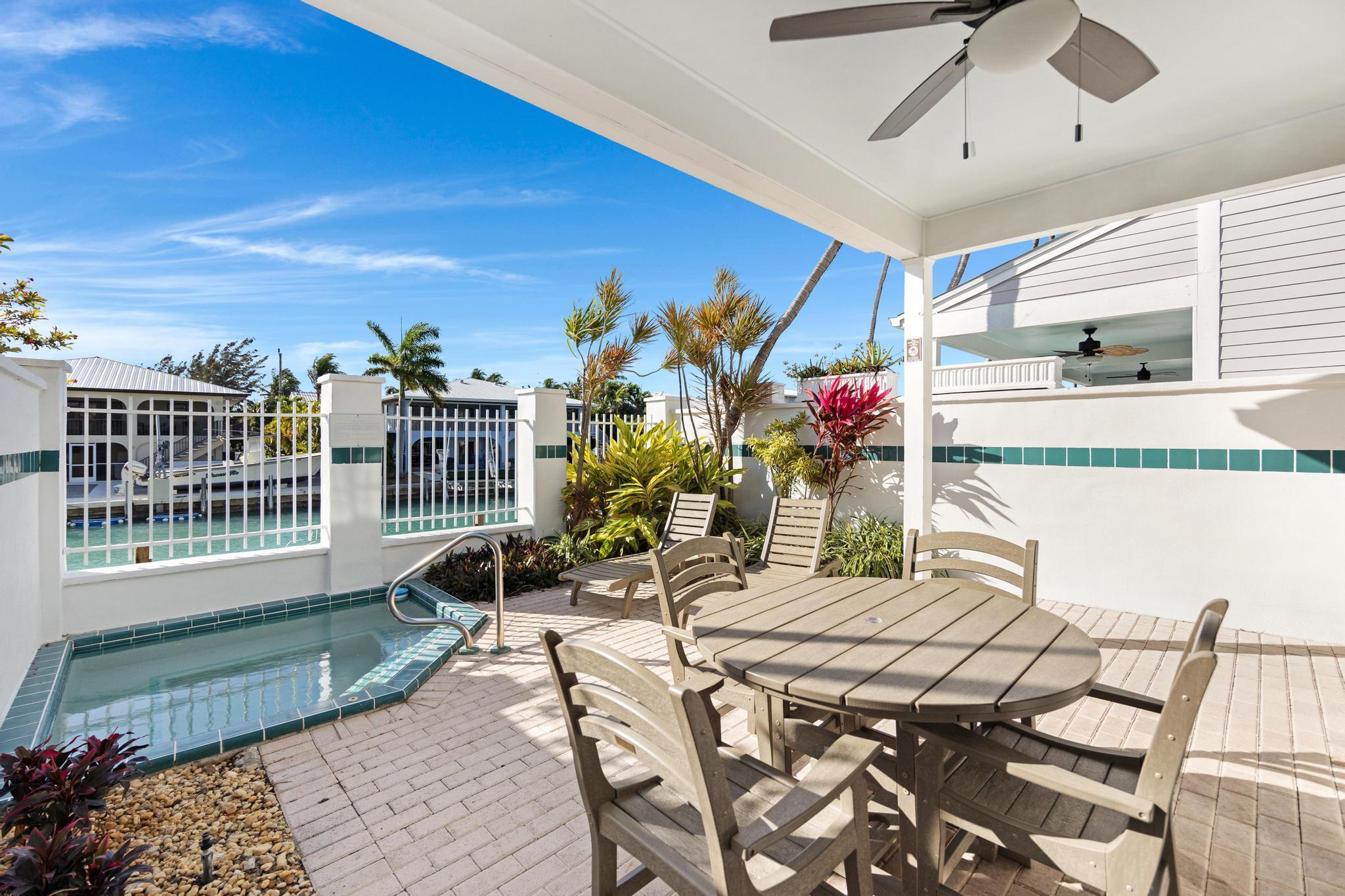 7017 Harbor Village Drive
