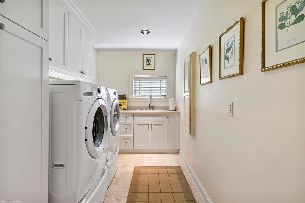 ORCHID ISLAND - Residential