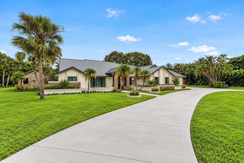 Photo of 14757 HORSESHOE Trace, Wellington, FL 33414 (MLS # B26088987)