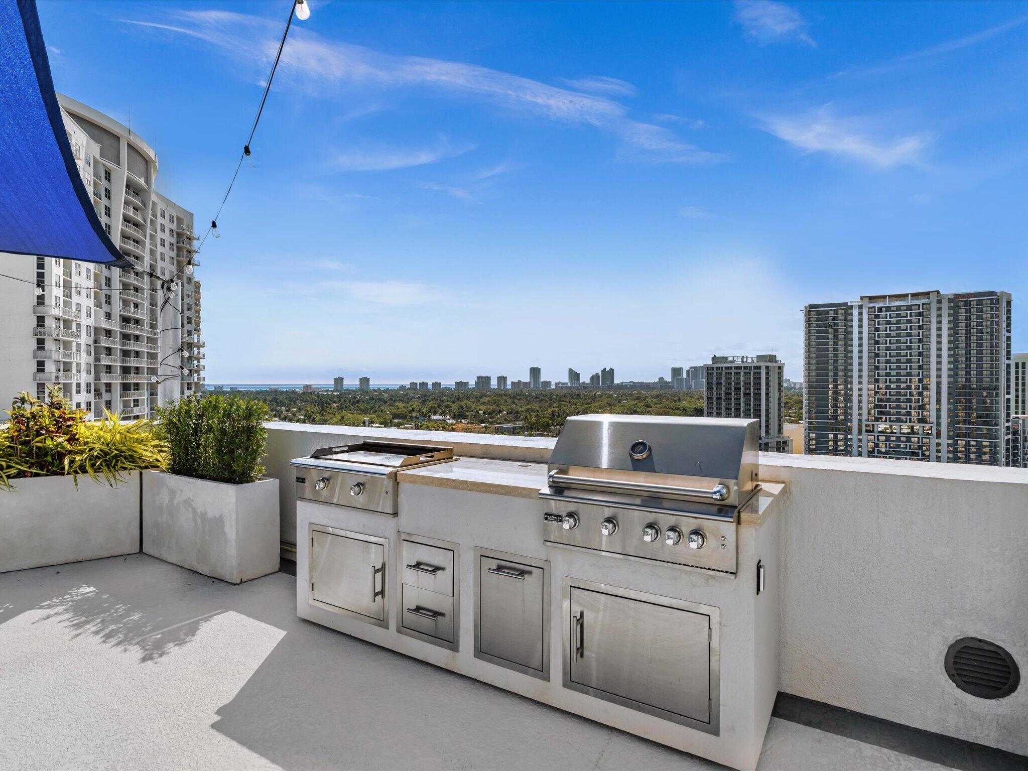 RADIUS CONDO - Residential Lease