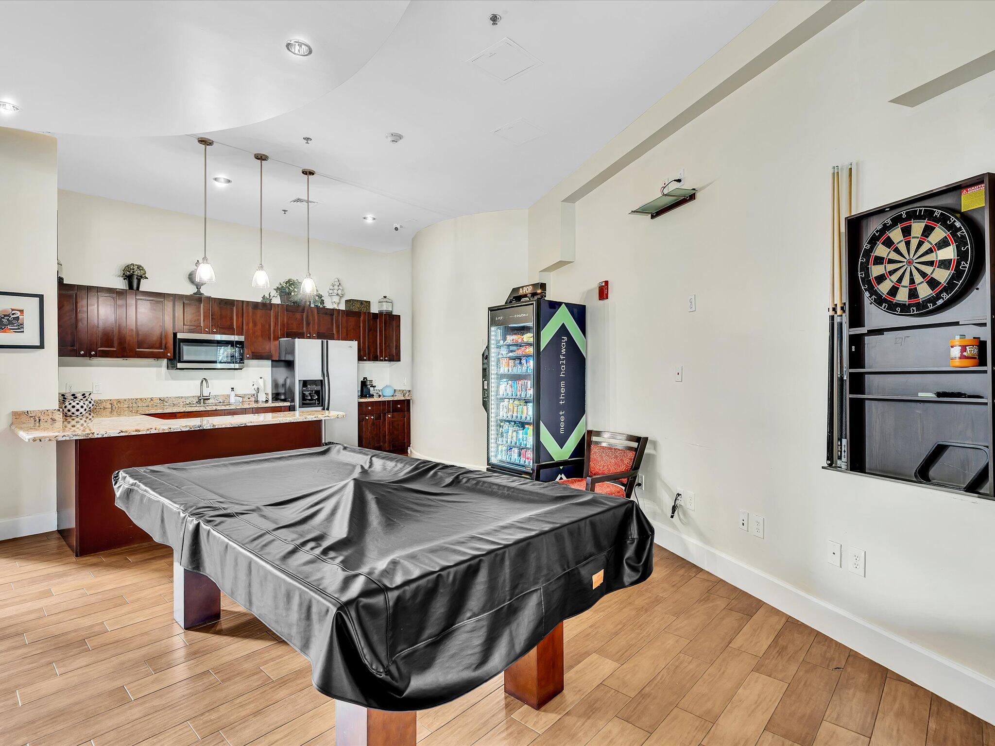 RADIUS CONDO - Residential Lease