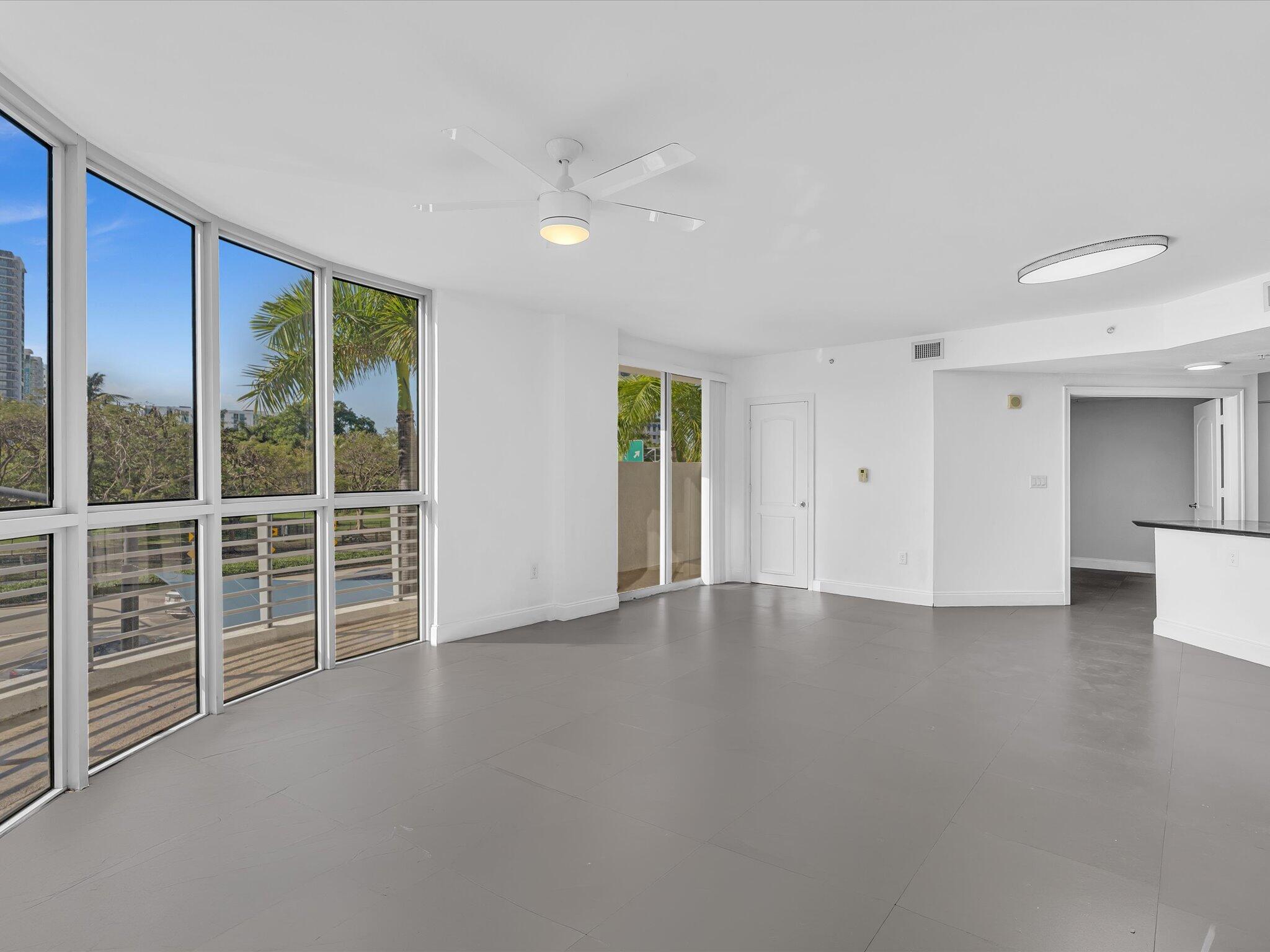 RADIUS CONDO - Residential Lease