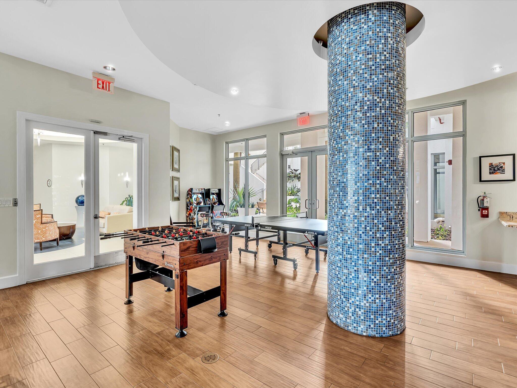 RADIUS CONDO - Residential Lease