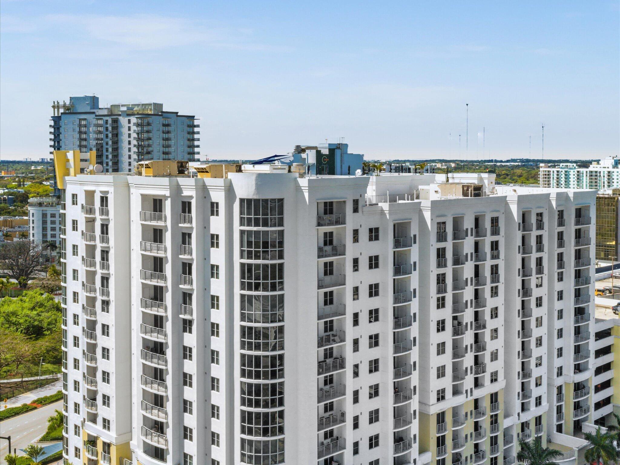 RADIUS CONDO - Residential Lease