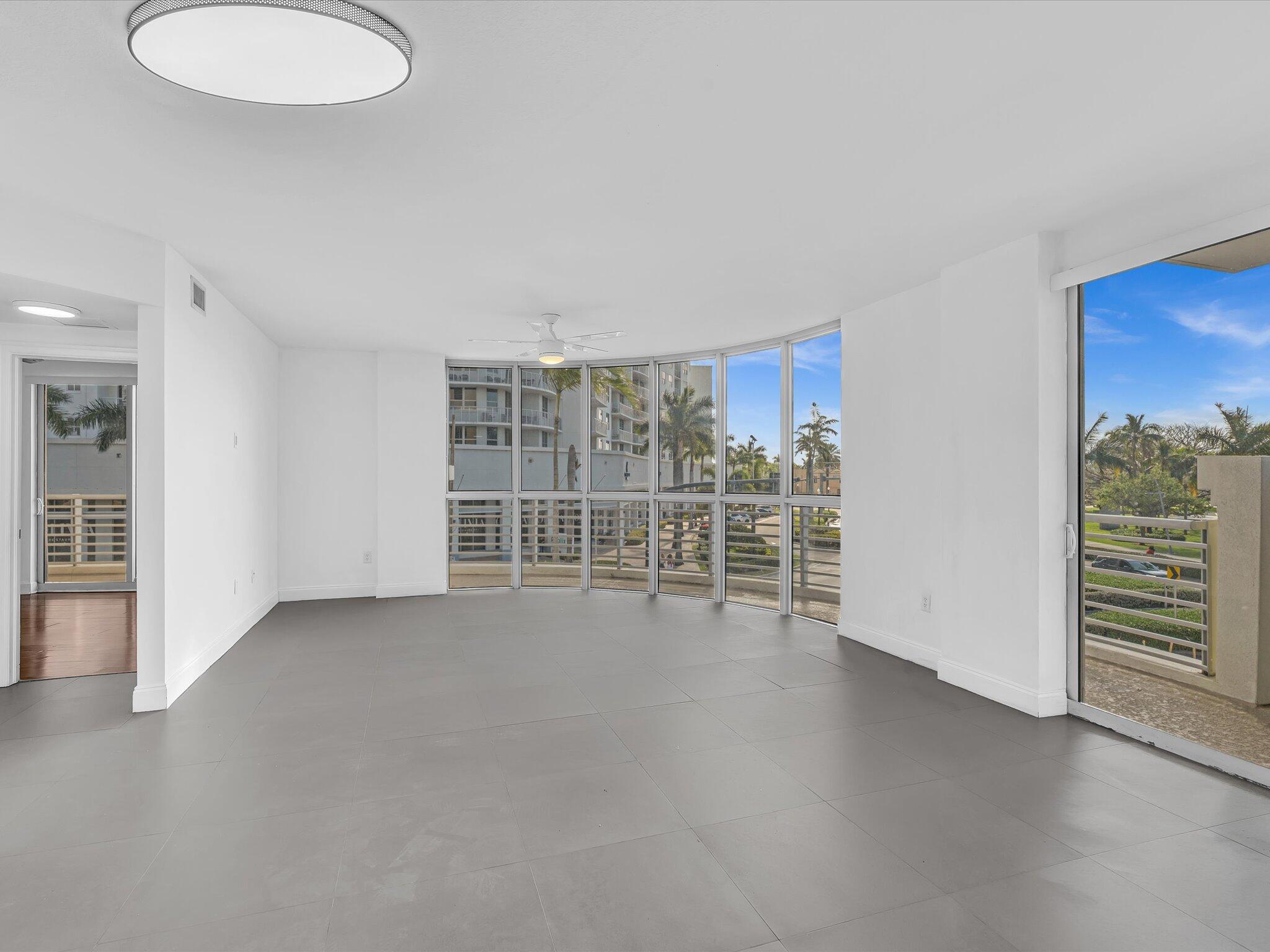 RADIUS CONDO - Residential Lease