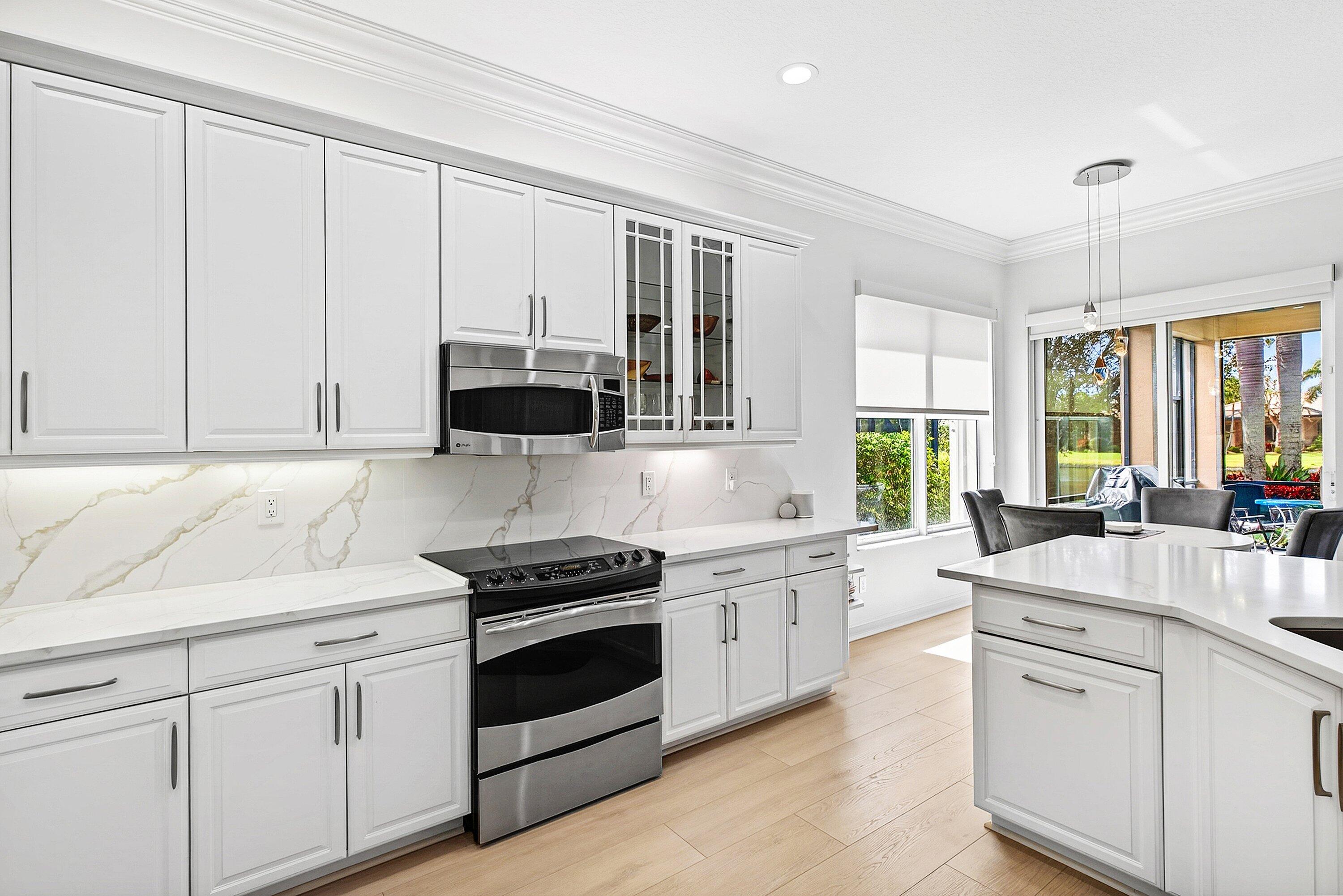 VALENCIA RESERVE - Residential