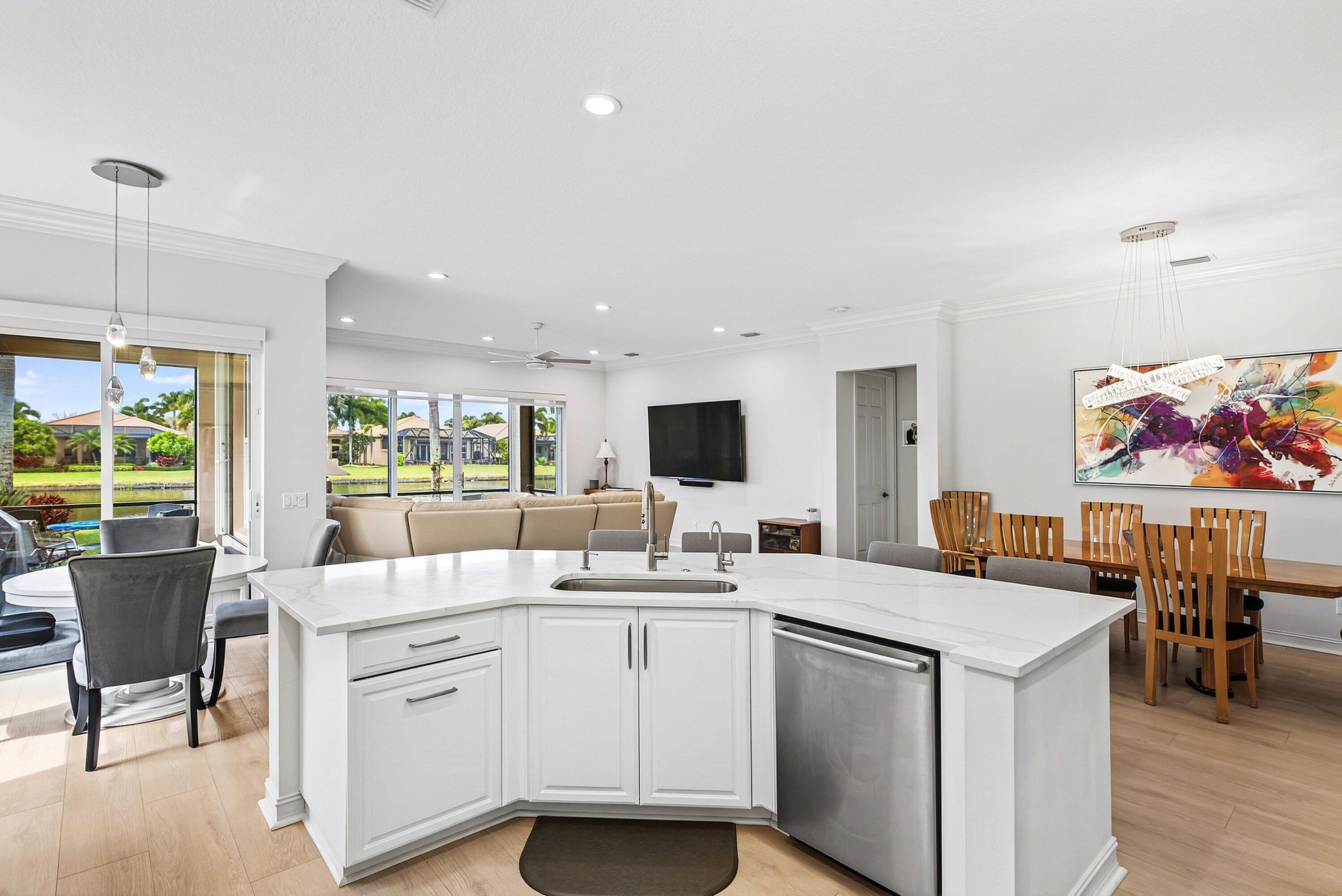 VALENCIA RESERVE - Residential