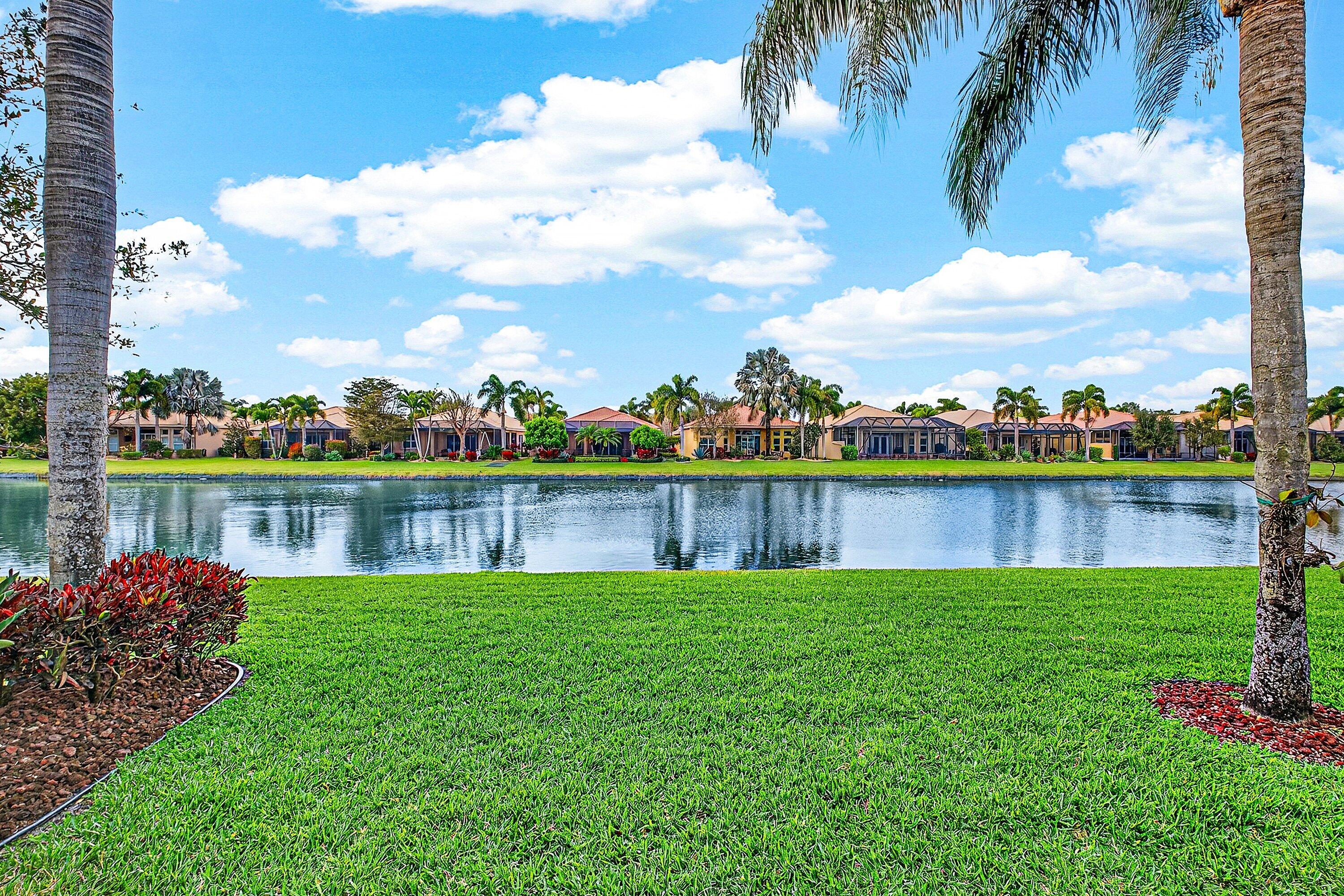 VALENCIA RESERVE - Residential