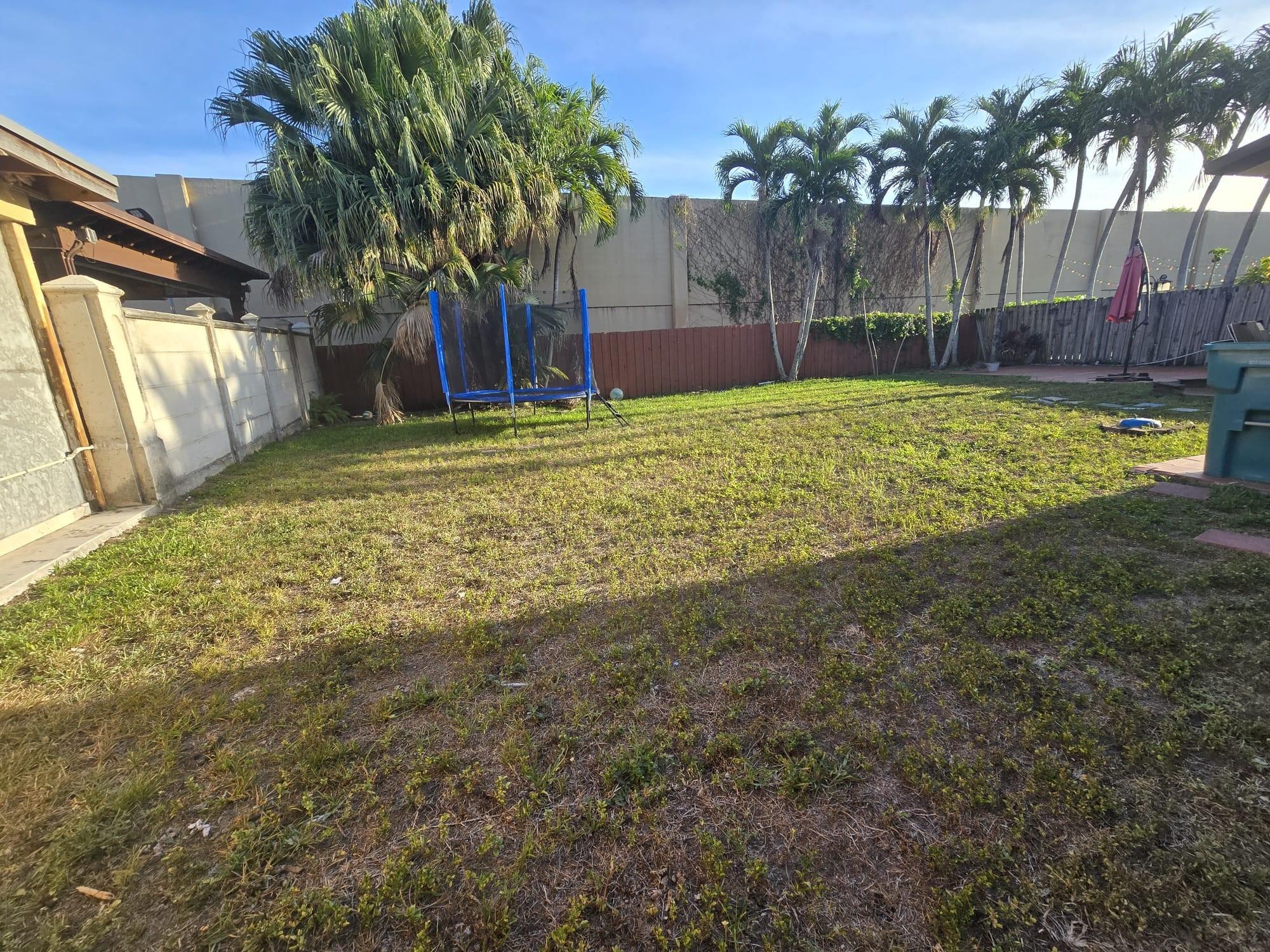 8908 NW 187th St
