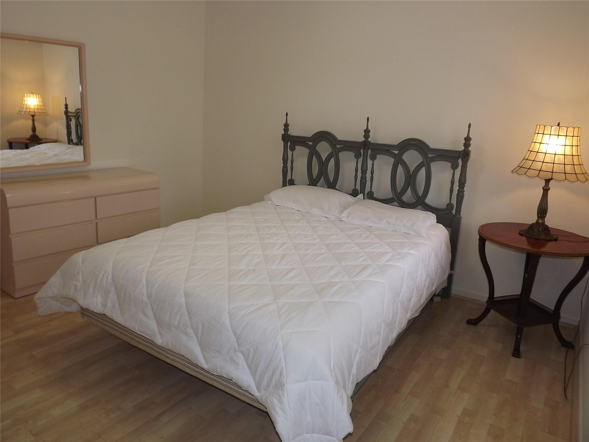 Huntington Pointe - Residential