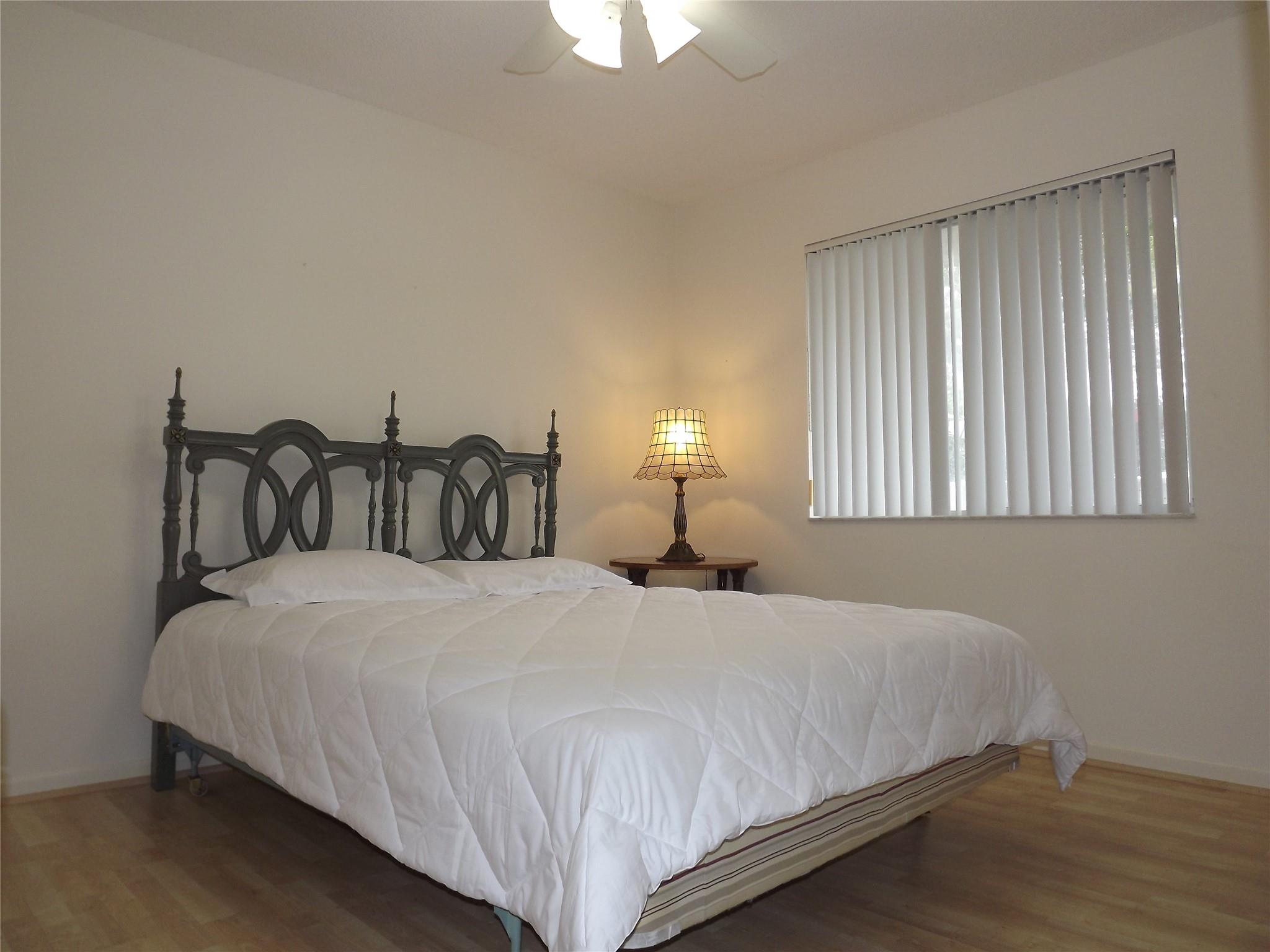Huntington Pointe - Residential