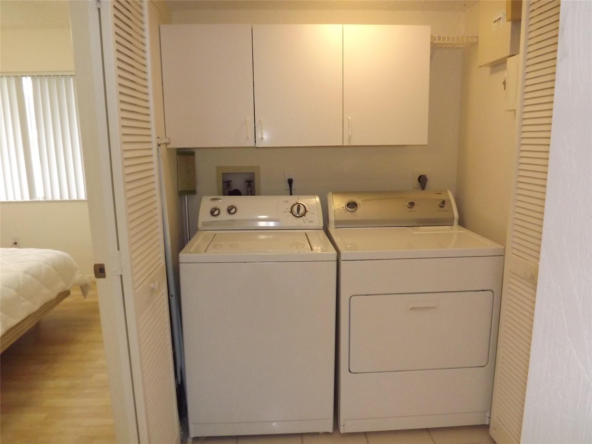 Huntington Pointe - Residential