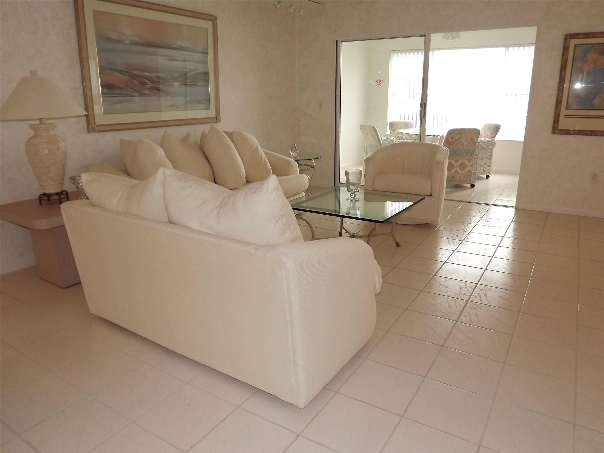 Huntington Pointe - Residential