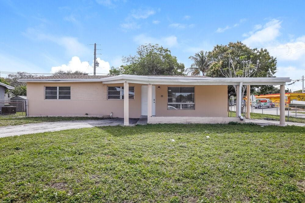 Royal Palms Park 49-8 B - Residential Lease