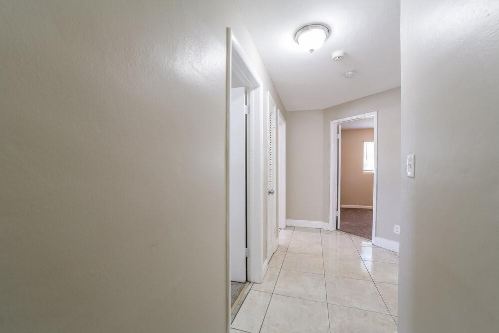 Royal Palms Park 49-8 B - Residential Lease